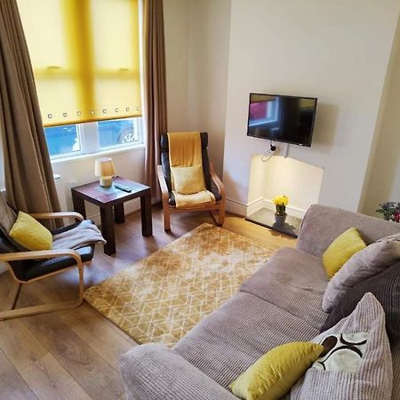 Villa Kenrick Street Great House Available For Guests And Contractors Parking And Wifi à Nottingham Extérieur photo