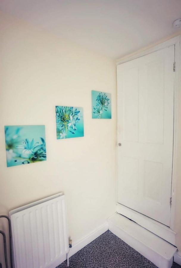 Villa Kenrick Street Great House Available For Guests And Contractors Parking And Wifi à Nottingham Extérieur photo